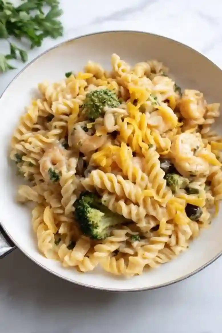 Creamy Chicken and Broccoli Pasta Bake - 2