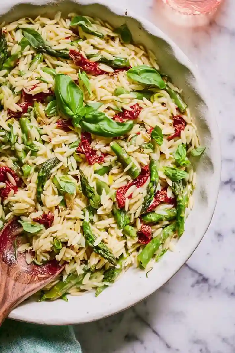 Refreshing Asparagus Orzo Salad - 1