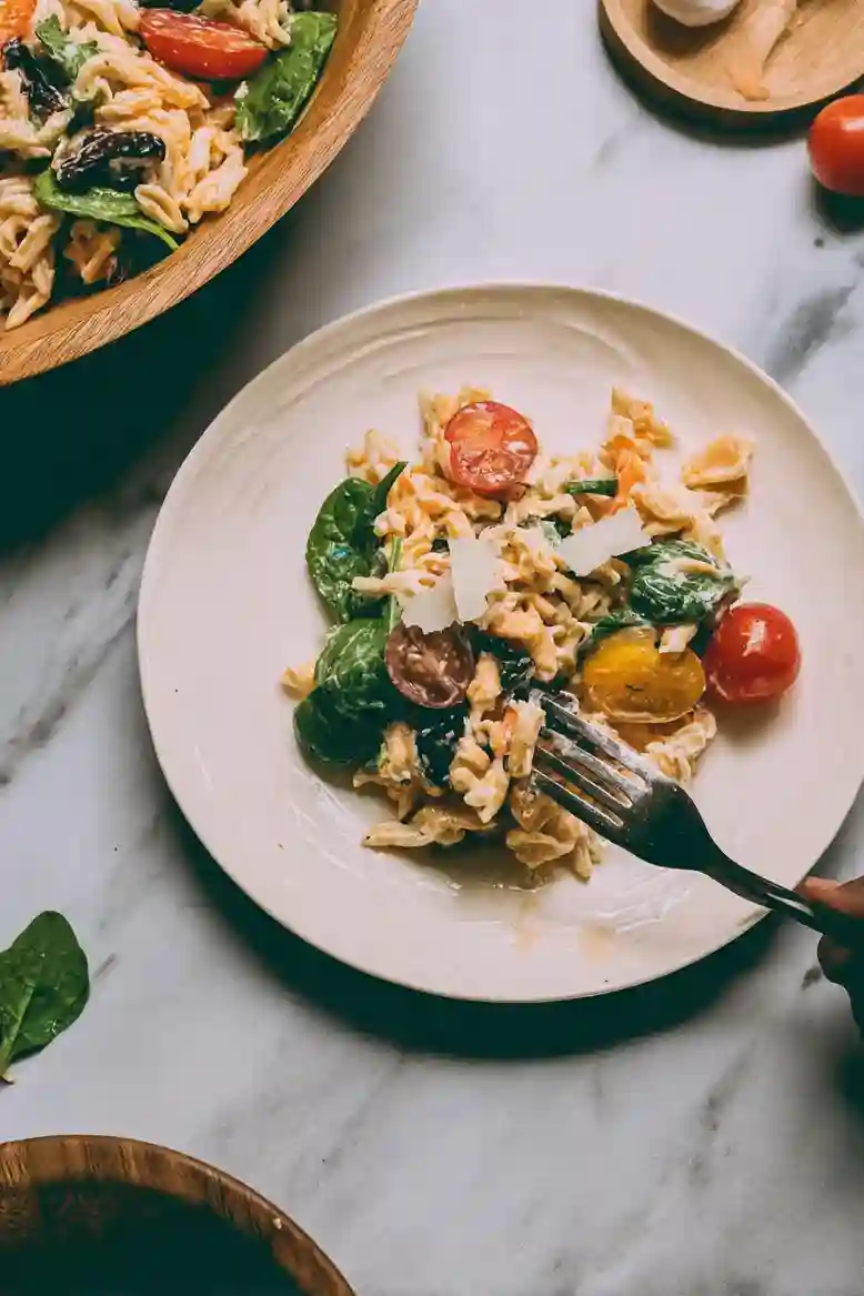 Warm Roasted Tomato Pasta Salad - 1