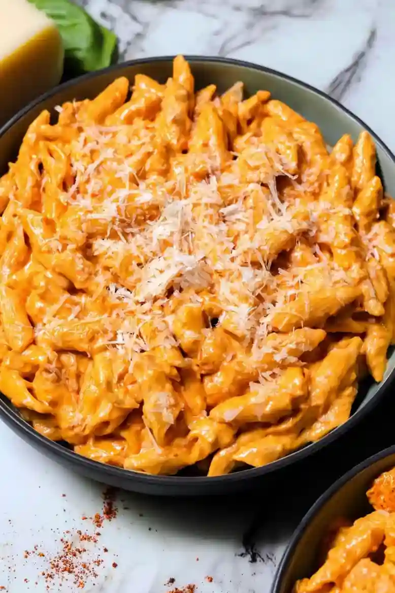 Creamy Chicken Vodka Pasta Recipe - 2