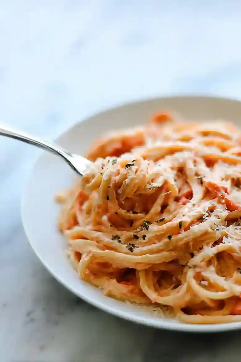 Creamy Roasted Red Pepper Alfredo - 1