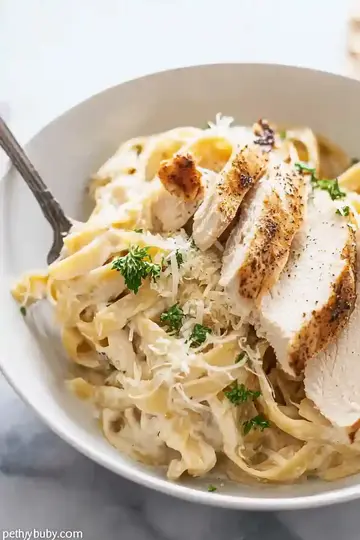 Easy Chicken Alfredo Pasta Recipe
